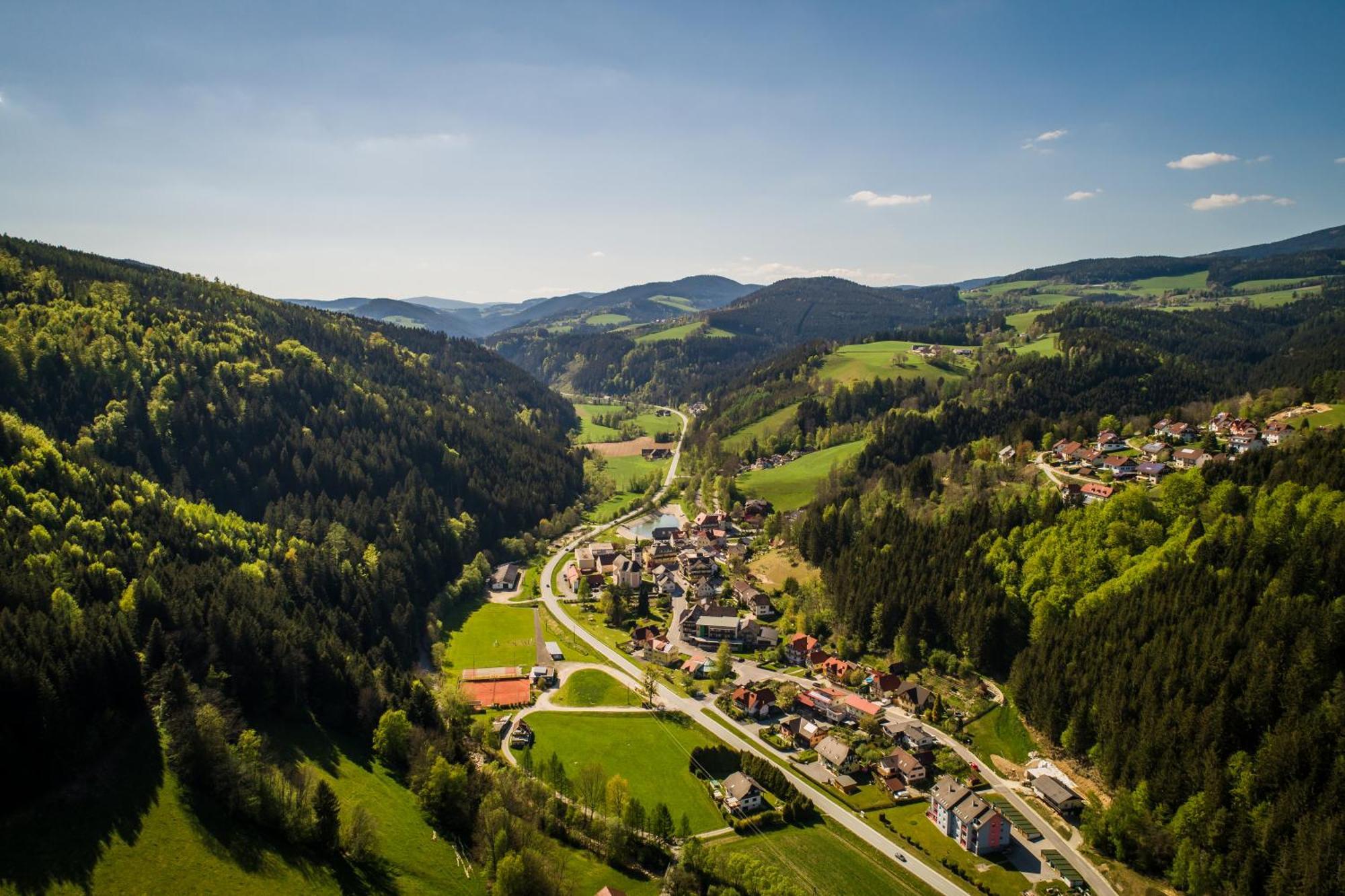 Hotel Moenichwalderhof Monichwald Esterno foto