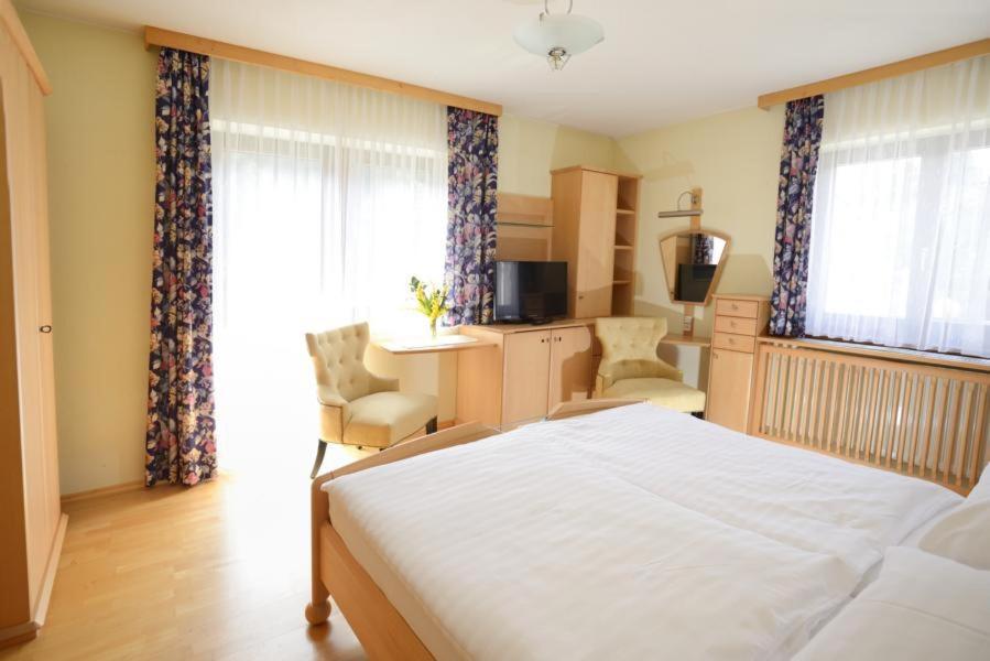 Hotel Moenichwalderhof Monichwald Esterno foto